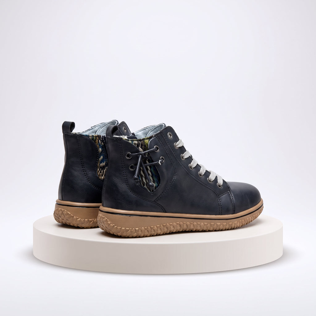 Women's Casual Ankle Boots with Lace-Up Detail - Black