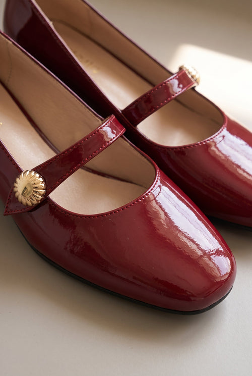 Women's Classic Patent Mary Janes with Clasp Detail - detail closeup